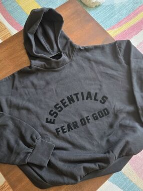 NWT Essentials Fear of God Fleece Hoodie – Black / NEW Size Small